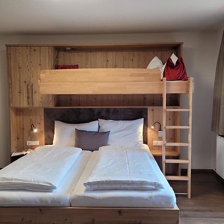 Brandgut - Vor Freude Gluehen Hotel Viehhofen Buitenkant foto