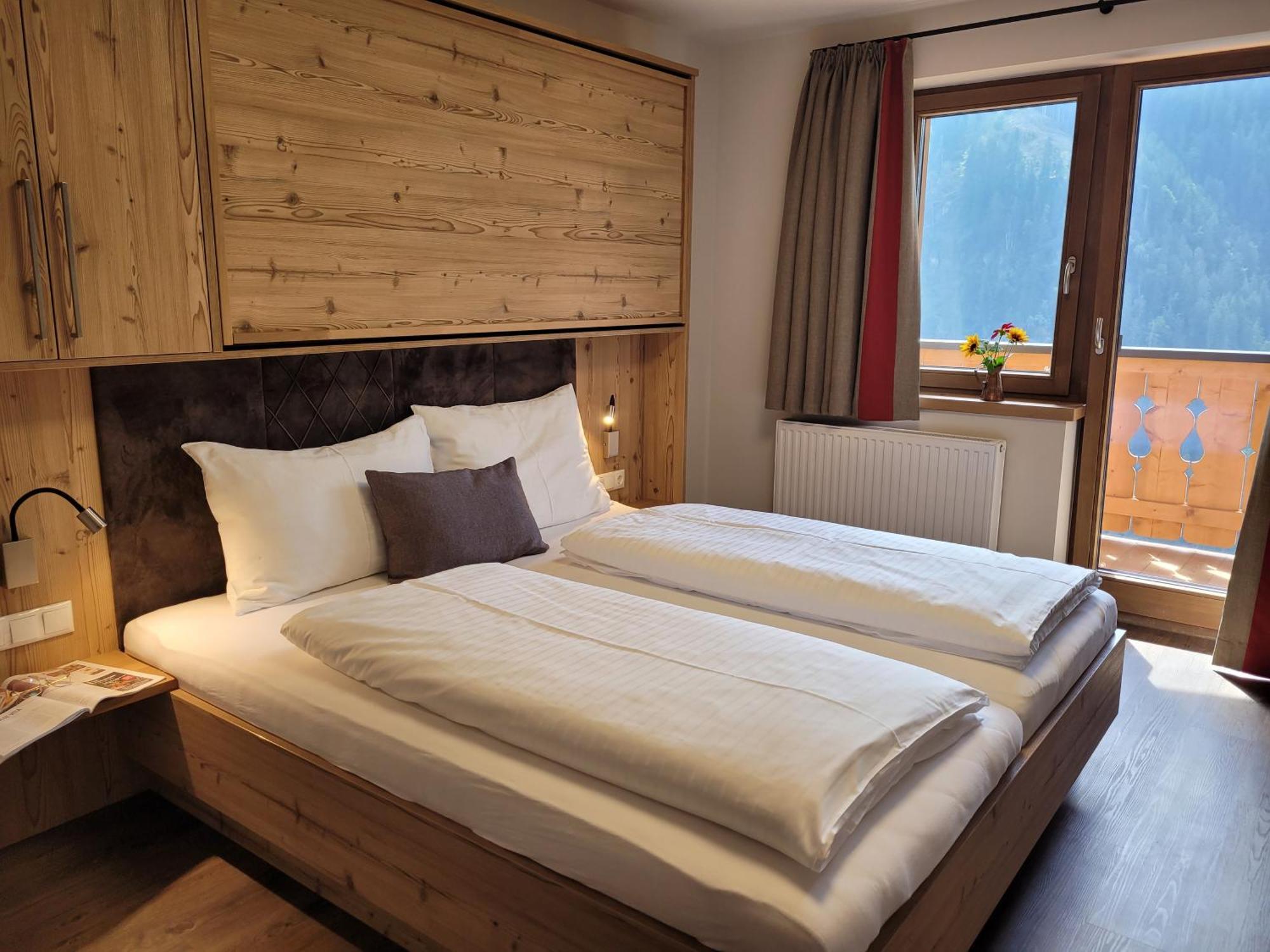 Brandgut - Vor Freude Gluehen Hotel Viehhofen Buitenkant foto