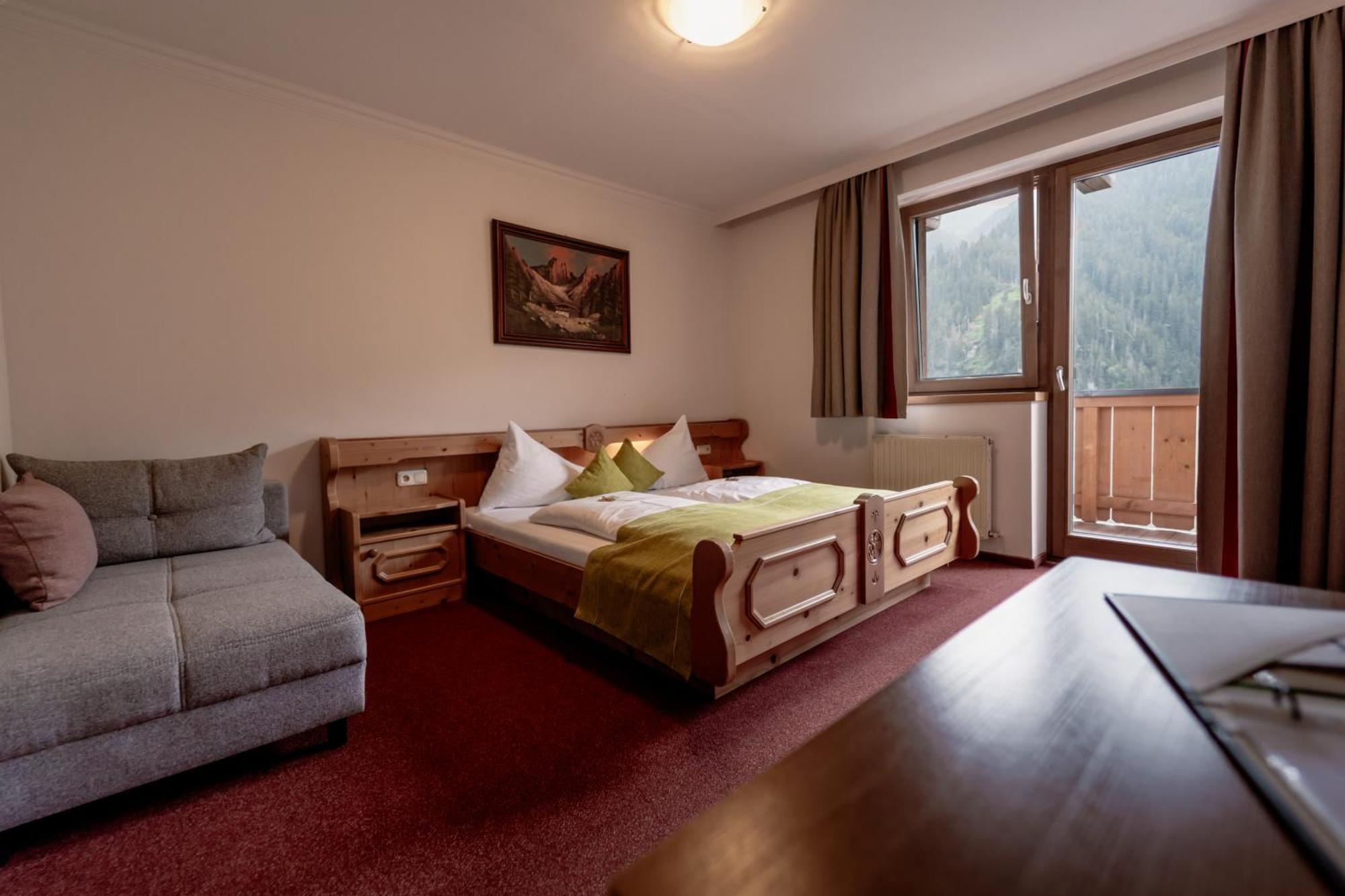 Brandgut - Vor Freude Gluehen Hotel Viehhofen Buitenkant foto